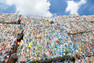 Jak plastik wpływa na zanieczyszczenie środowiska naturalnego?