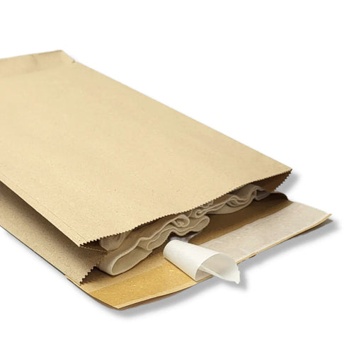 Ekologiczna koperta wysyłkowa z papieru z trawy