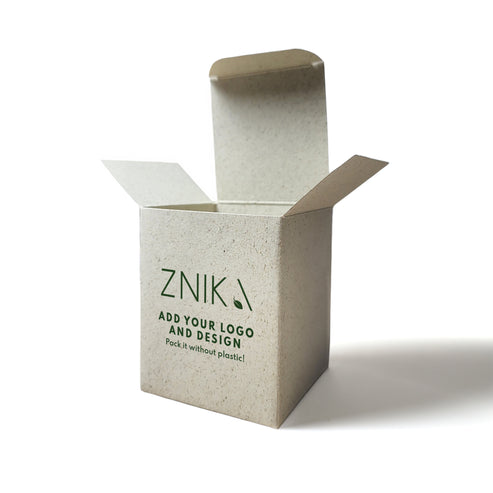 Ekologiczne pudełko produktowe z papieru z trawy. Opakowanie przeznaczone do personalizacji